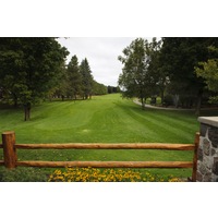 The Fountains Course at Garland Lodge and Resort opens with a long, straightforward par 4. 